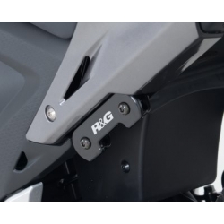 1068697 : R&G Rear Foot Rest Blanking Plate CB500X CB500F CBR500R